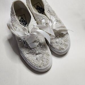 Vans Women's White Lace Embellished Sneakers